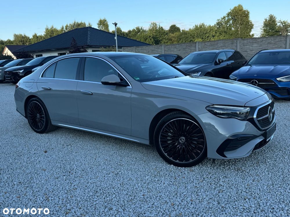 Mercedes-Benz Klasa E 400e 4Matic 9G-TRONIC AMG Line NIGHT Edition - 19