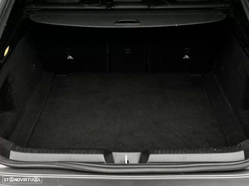 Mercedes-Benz CLA 180 - 42
