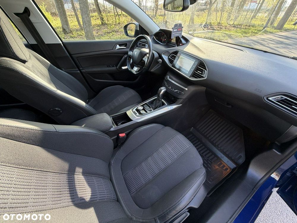 Peugeot 308 - 32