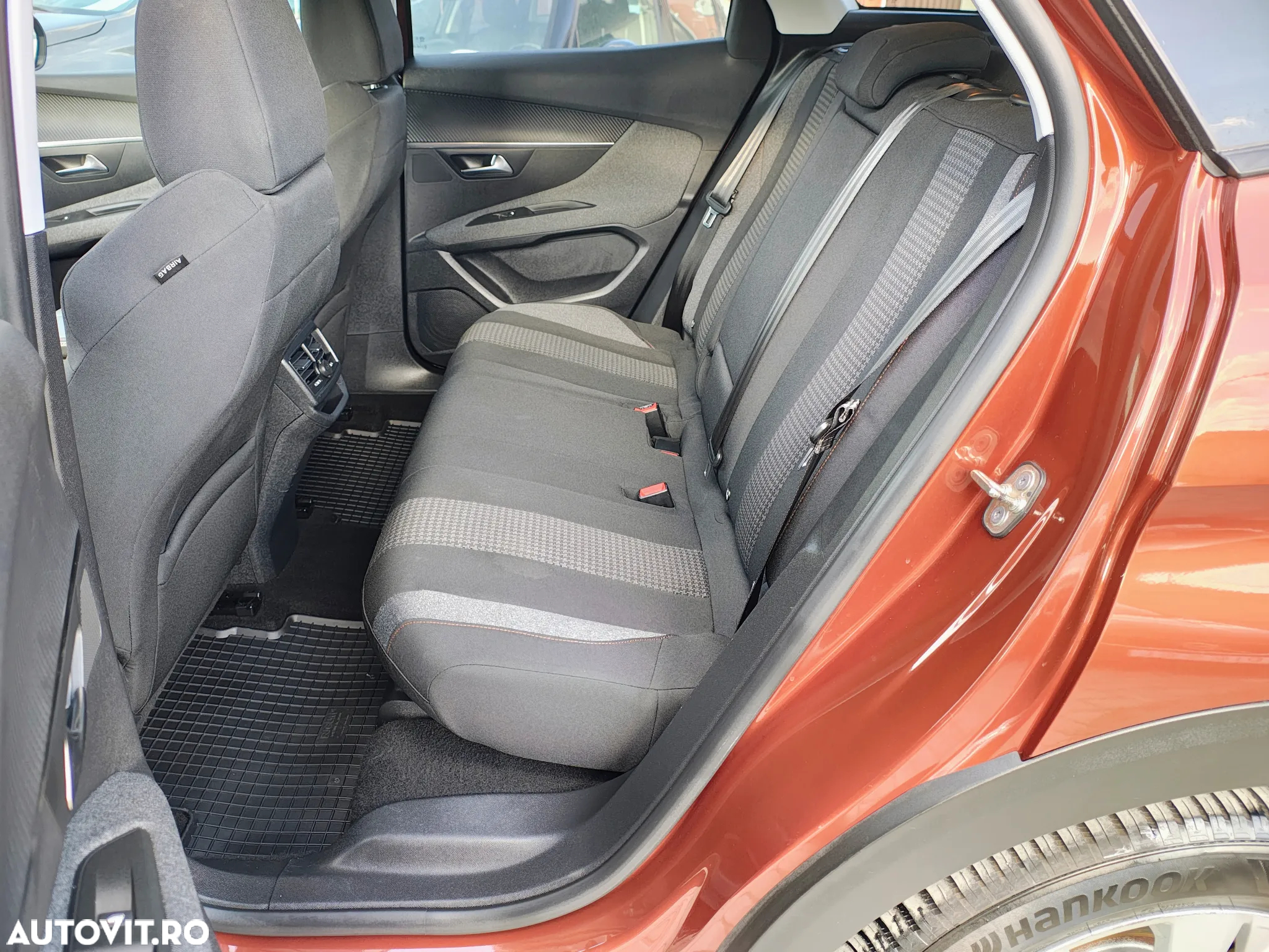 Peugeot 3008 BlueHDi 130 Stop & Start EAT8 Active Business-Paket - 4
