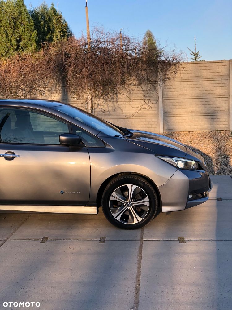 Nissan Leaf 40 kWh Tekna - 6