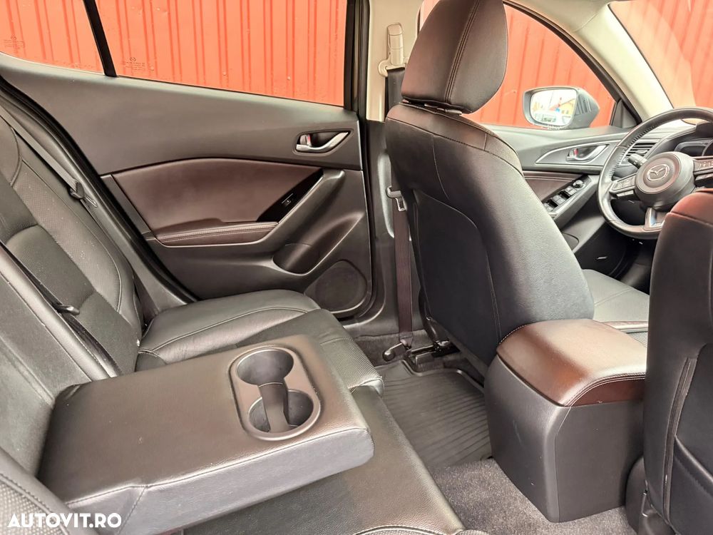 Mazda 3 SKYACTIV-D 150 Exclusive-Line - 17