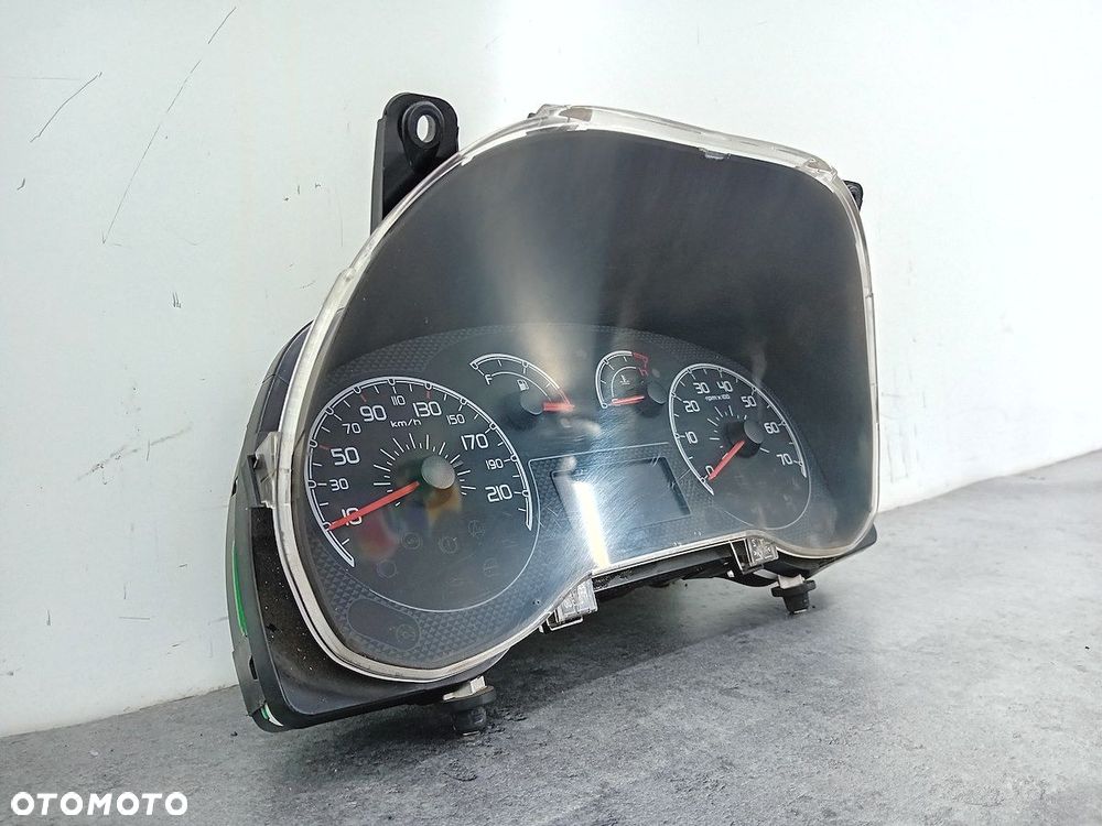 LICZNIK FIAT FIORINO IV 1367830080 1.3 JTD - 6