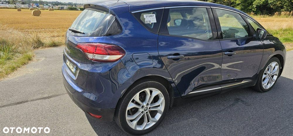 Renault Scenic - 16