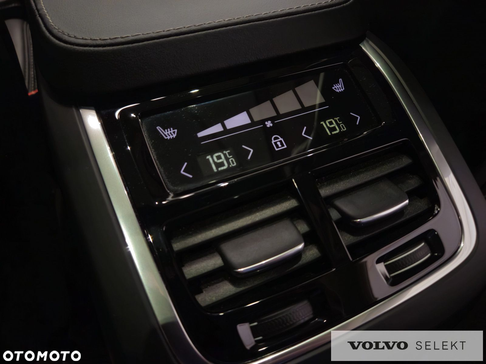 Volvo XC 90 - 34