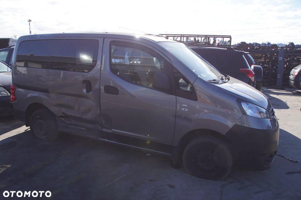 Auto na części - Nissan NV200 Campervan 1.5 DCI 110 KM K9K646 TL4118 K51 2015R Silnik Skrzynia Drzwi Maska Błotnik Zderzak Lampa Klamka Szyba Lusterko Sterownik Moduł Czujnik Licznik Panel Kierownica - 7