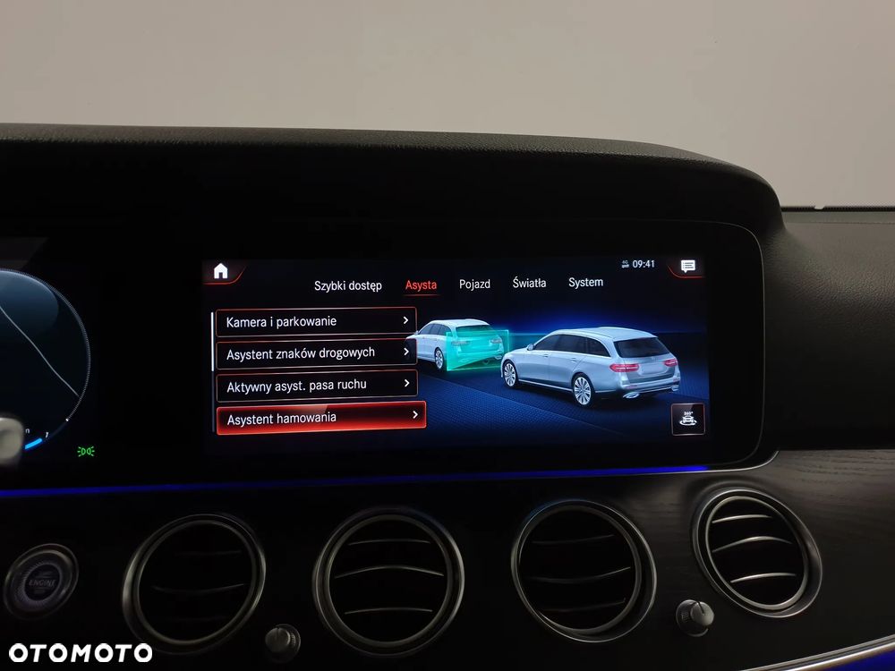 Mercedes-Benz Klasa E 300 de 4Matic 9G-TRONIC AMG Line - 23