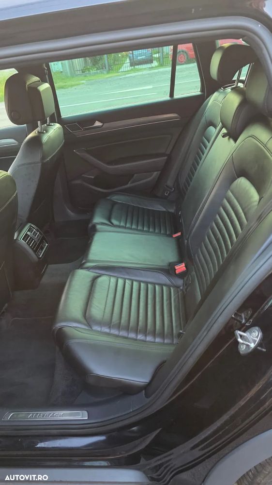 Volkswagen Passat Variant 2.0 TDI SCR 4Motion DSG Highline - 21