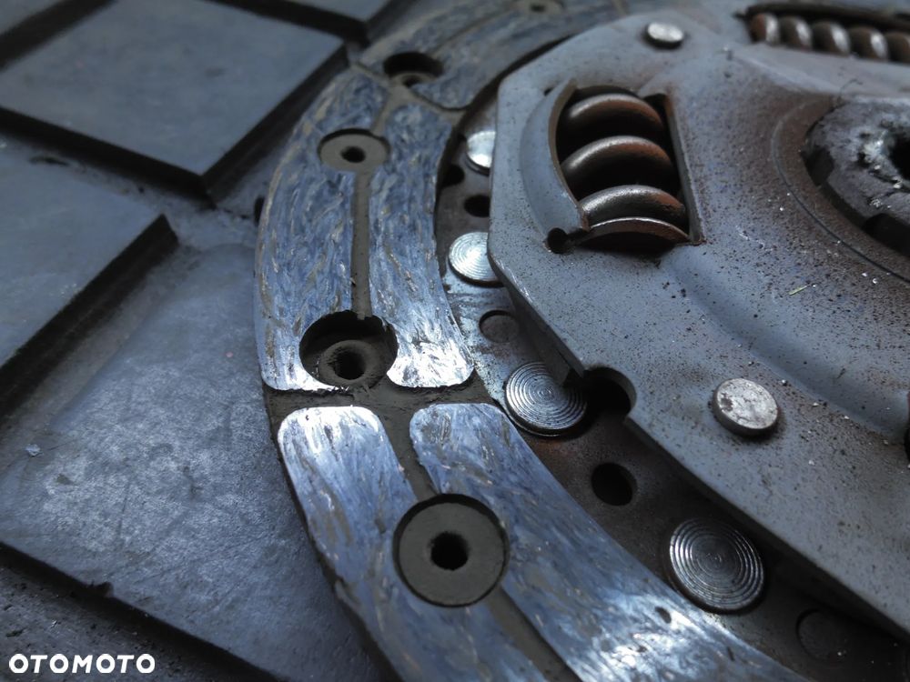 SPRZĘGŁO TARCZA + DOCISK SEICENTO 1.1 8V PANDA - 3