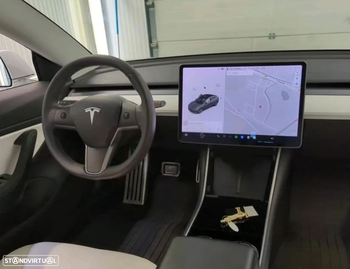Tesla Model 3 Standard Range Plus RWD - 2