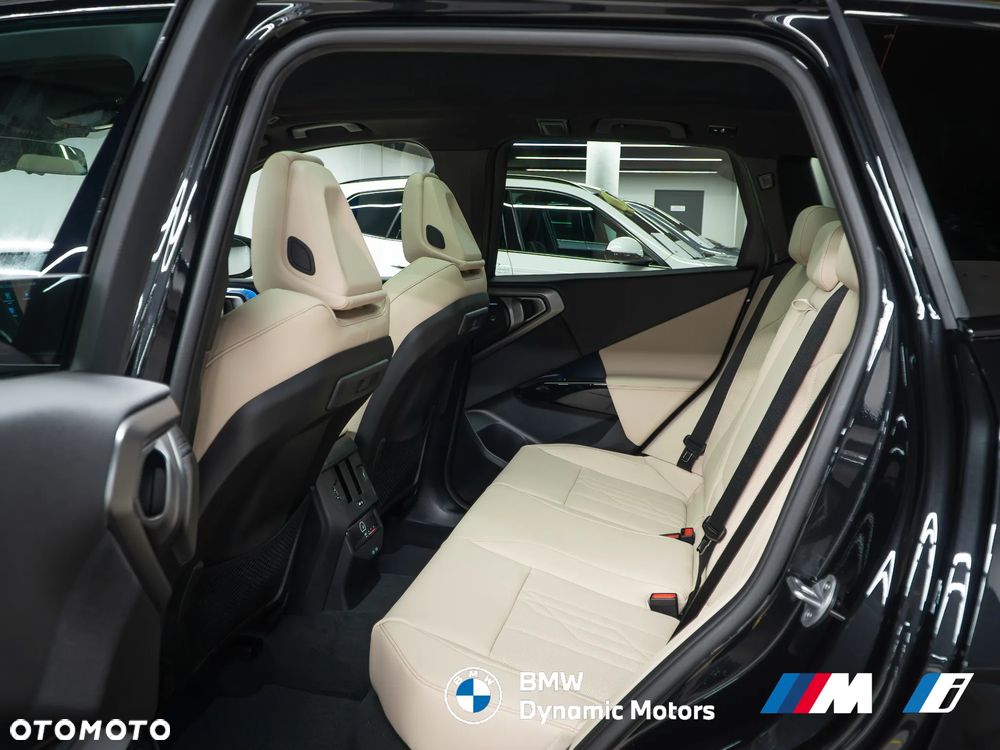 BMW X3 20 xDrive - 24