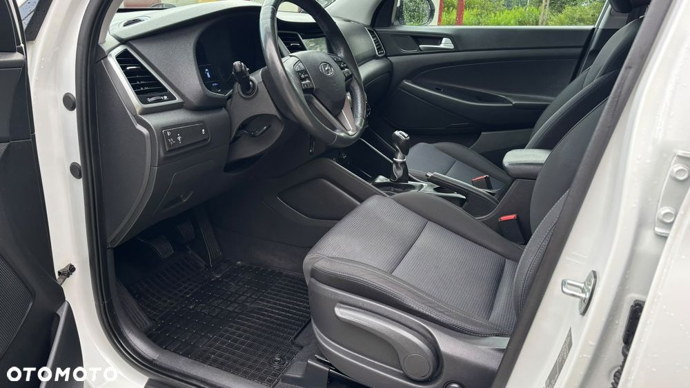 Hyundai Tucson 1.6 GDI BlueDrive Style 2WD - 5