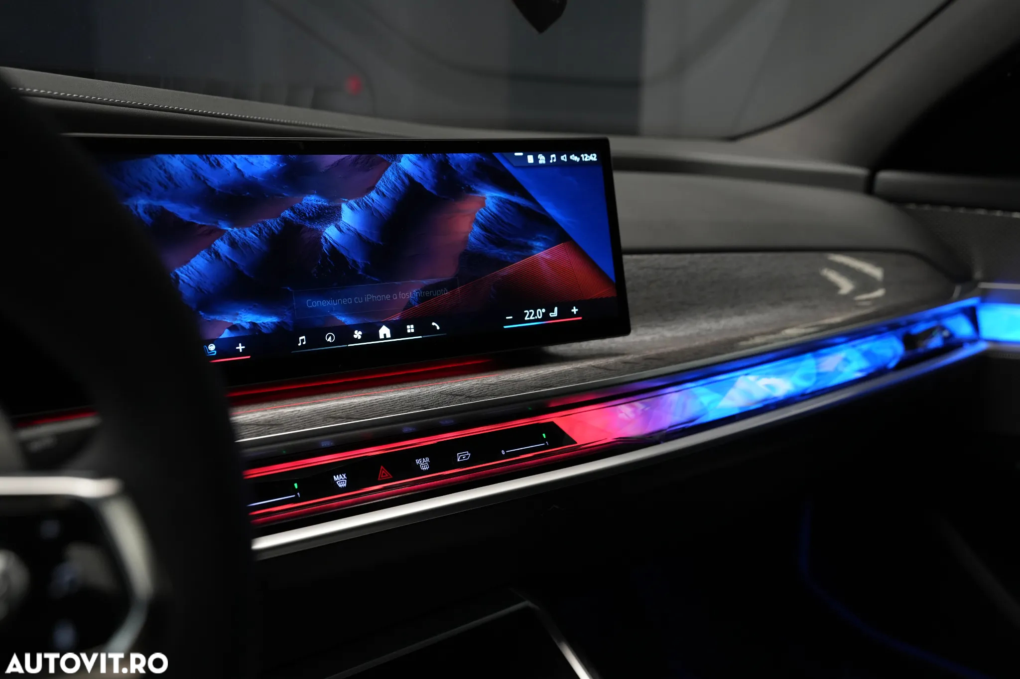 BMW Seria 7 740d xDrive MHEV - 31