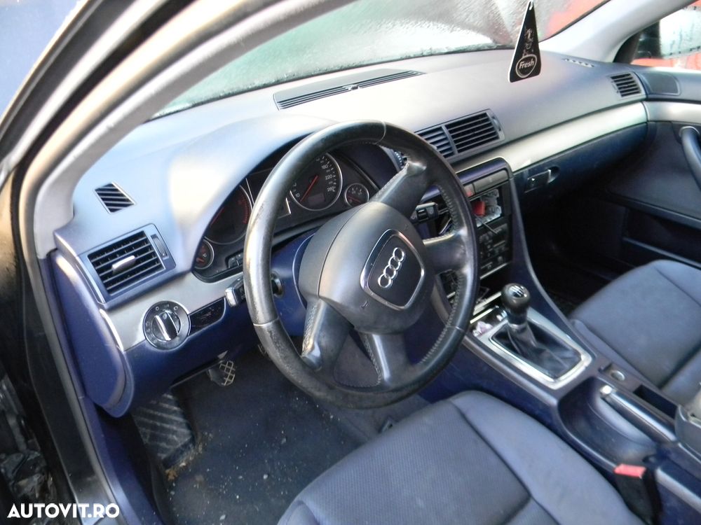 Dezmembrari  Audi A4 B6 (8E)  2000  > 2004 1.9 TDI Motorina - 12