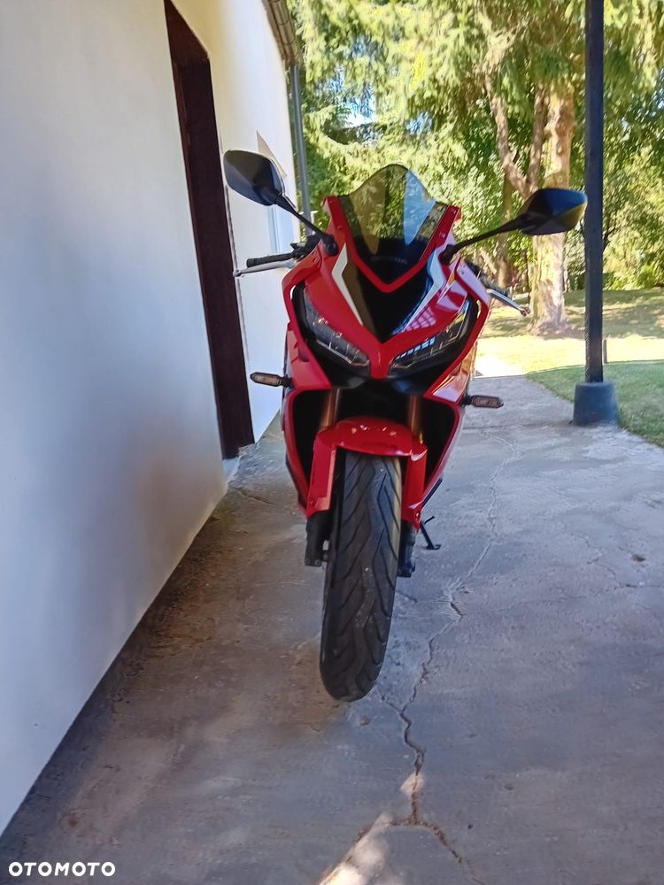Honda CBR - 3