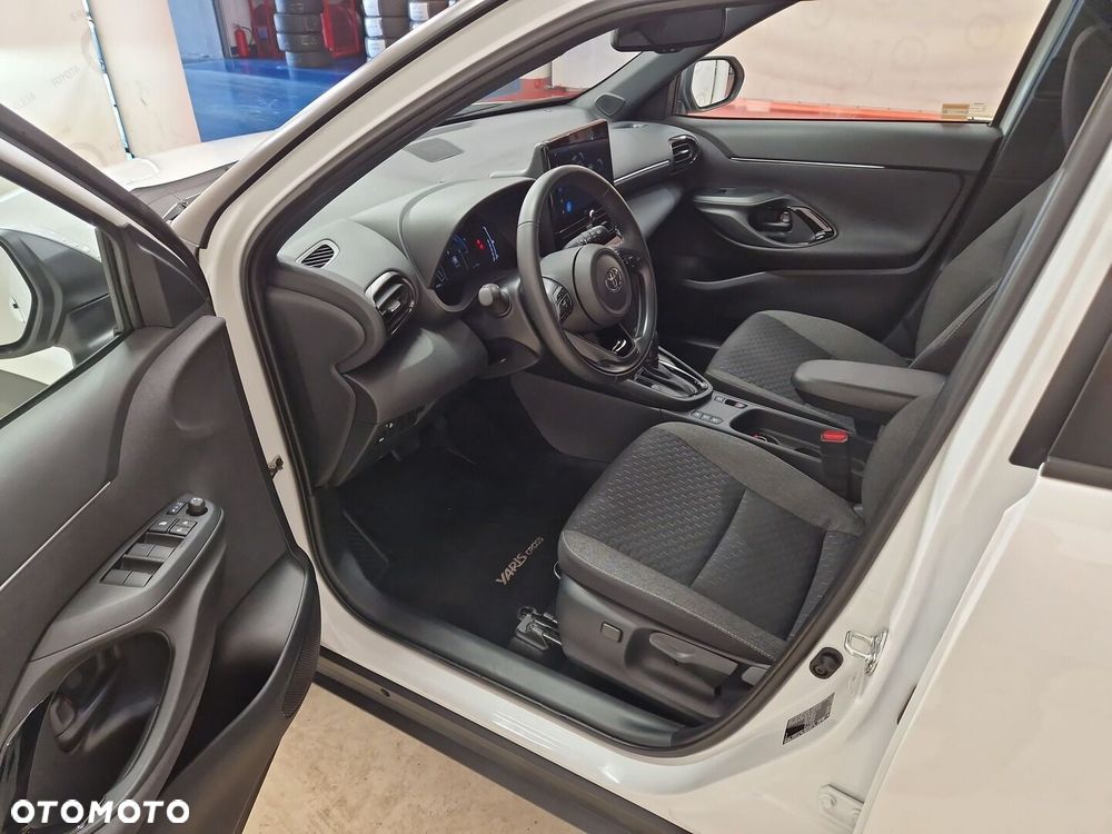 Toyota Yaris Cross Hybrid 1.5 Style - 11