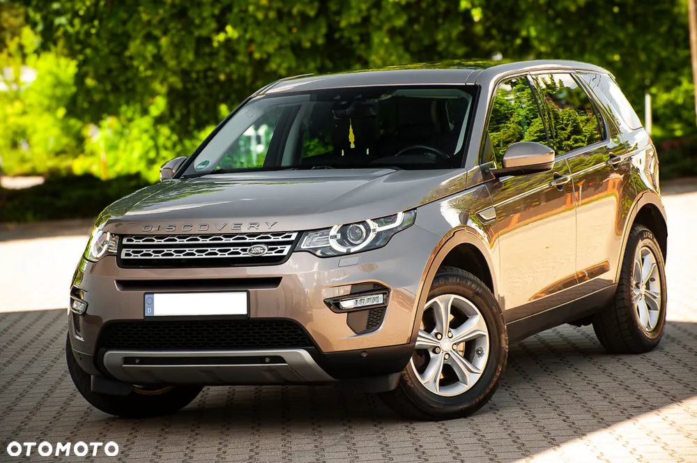Land Rover Discovery Sport TD4 HSE Luxury - 4