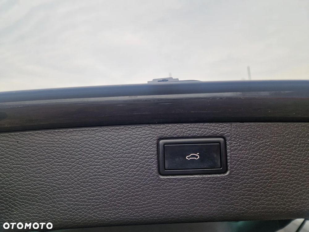 Volkswagen Passat 2.0 TDI 4Mot Highline DSG - 15