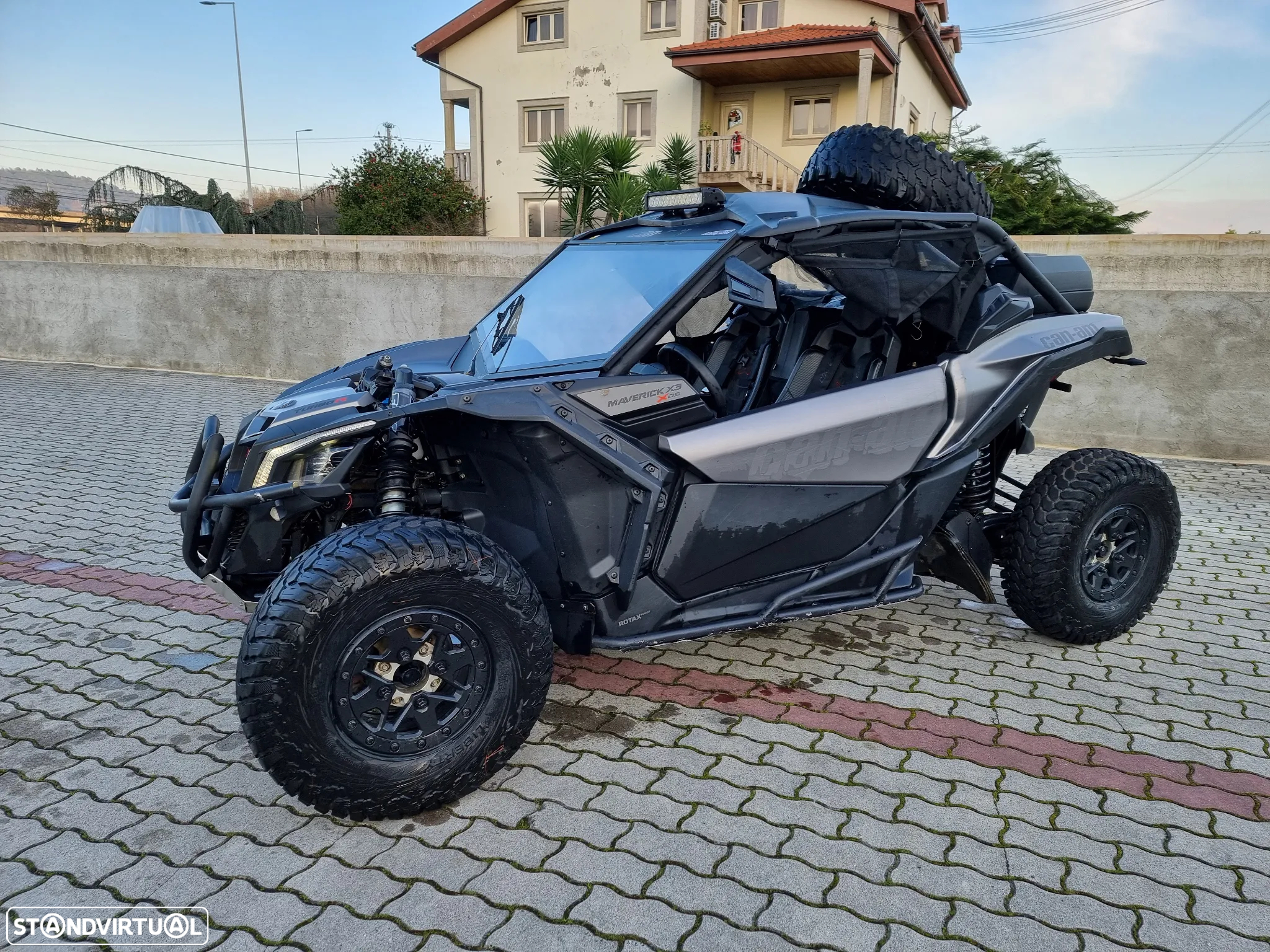 Bombardier CAN AM Maverick X3 XDS Turbo R - 7