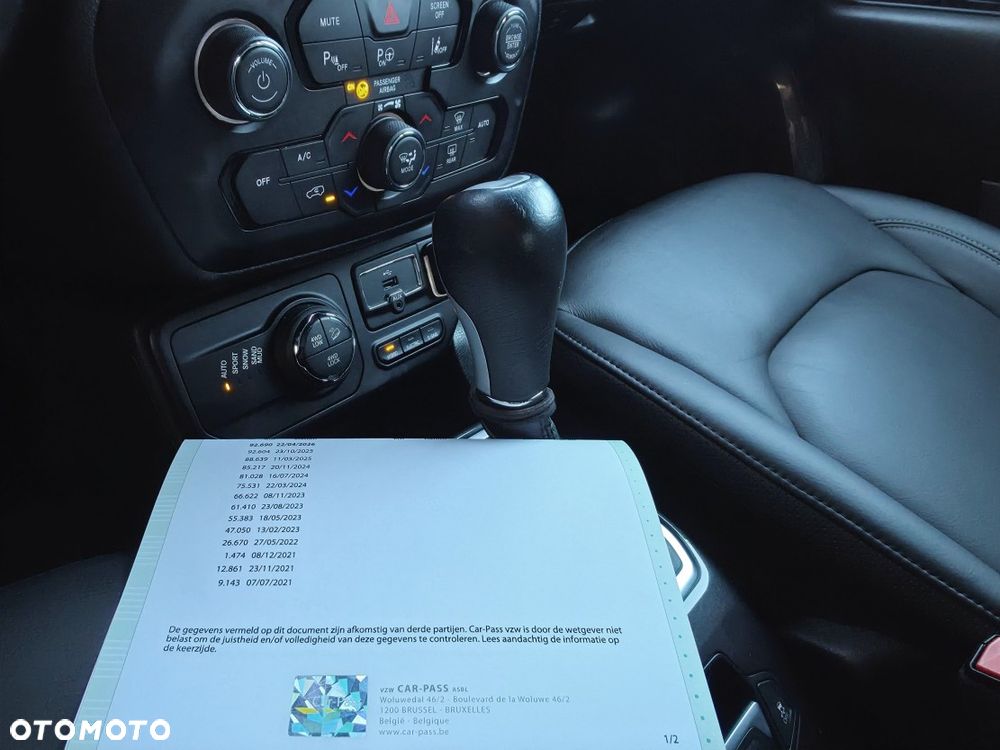 Jeep Renegade 1.3 GSE T4 Turbo PHEV 4xe Summit S&S - 8