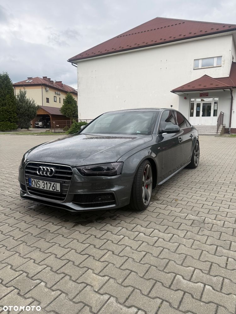 Audi A4 Limousine 2.0 TFSI Quattro Line - 12