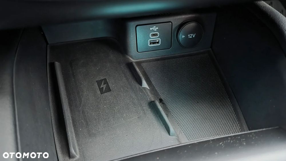 Ford Focus 1.0 EcoBoost Titanium X - 37