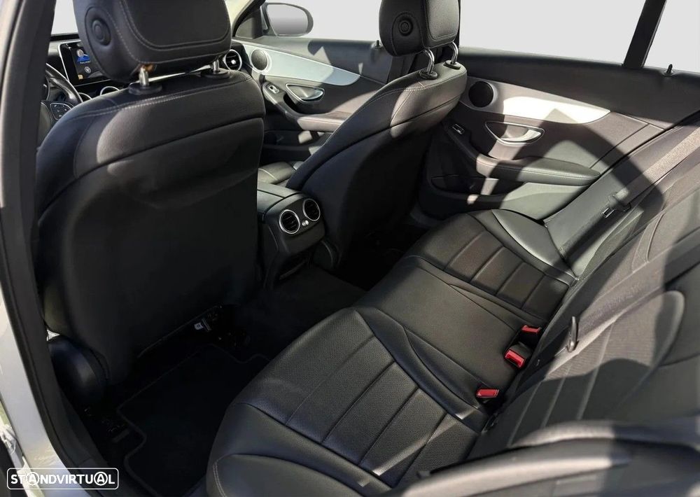 Mercedes-Benz C 180 - 12