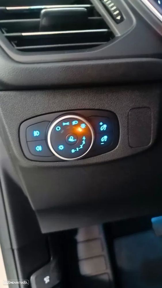 Ford Focus 1.5 TDCi ECOBlue Titanium Aut. - 14