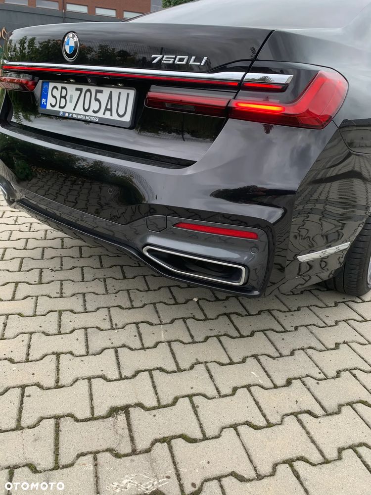 BMW Seria 7 750Li xDrive - 8