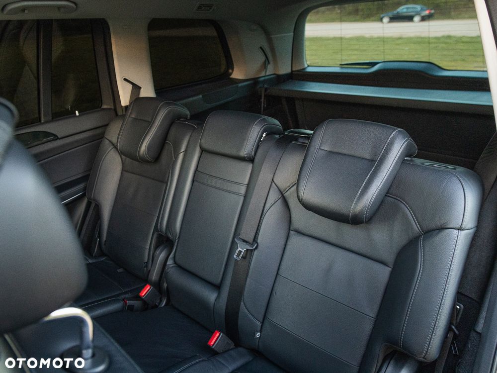 Mercedes-Benz GLS - 17