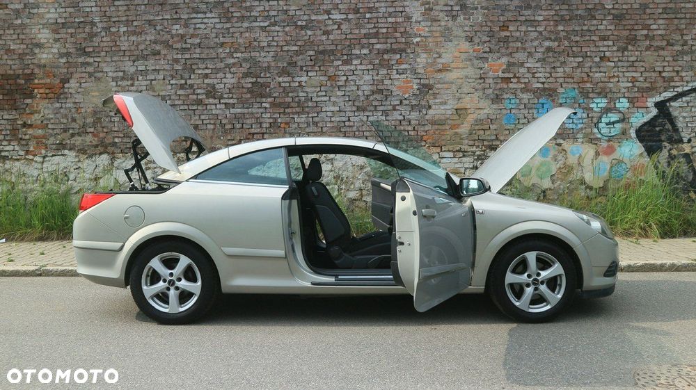 Opel Astra GTC 1.6 Edition - 36