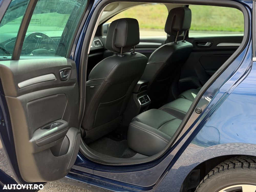 Renault Megane TCe 140 GPF EDC INTENS - 13