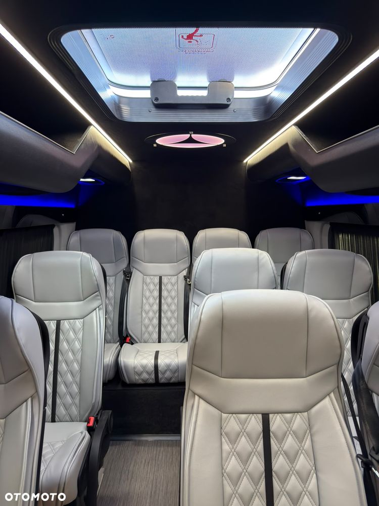 Mercedes-Benz Sprinter 519  rocznik 2026 - 36