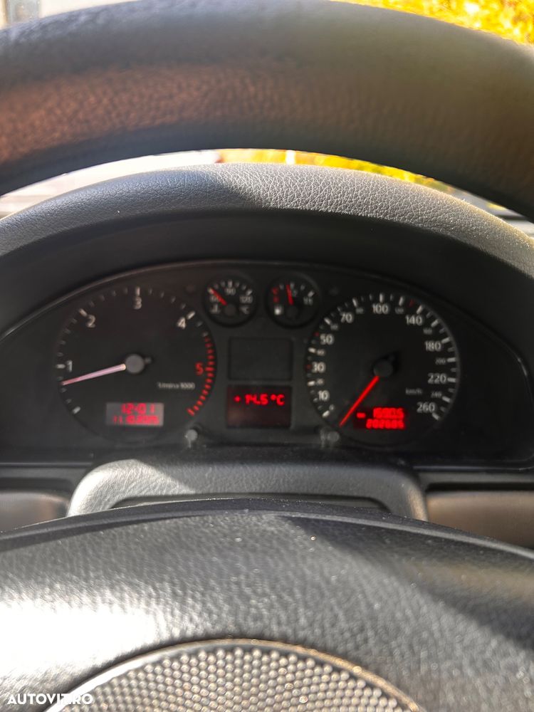 Audi A4 1.9 TDI - 8