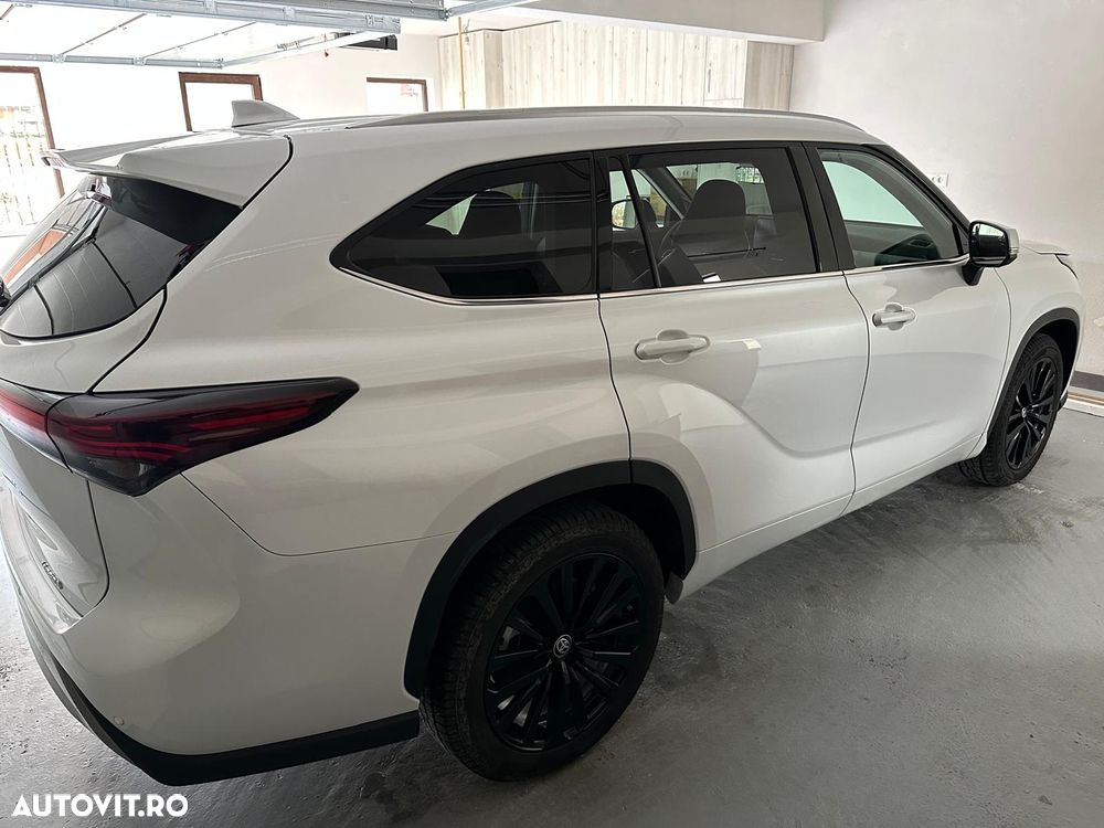 Toyota Highlander 2.5 L Dynamic Force 248CP Luxury Pearly - 7