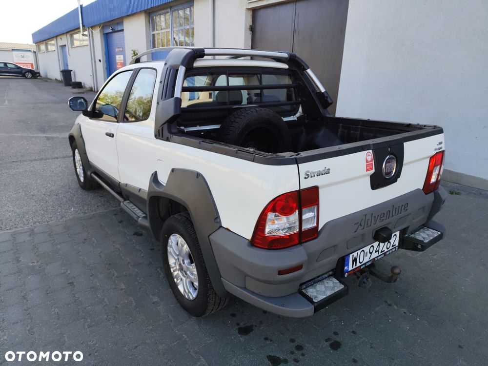 Fiat Strada Adventure - 4
