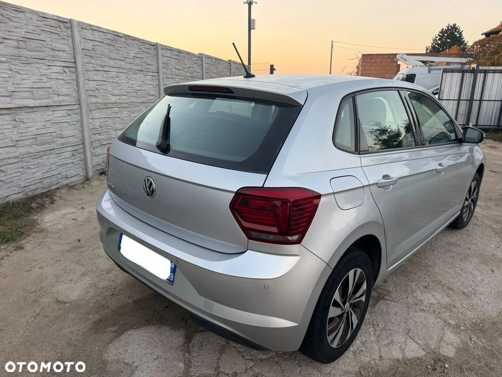 Volkswagen Polo 2018 photo 2
