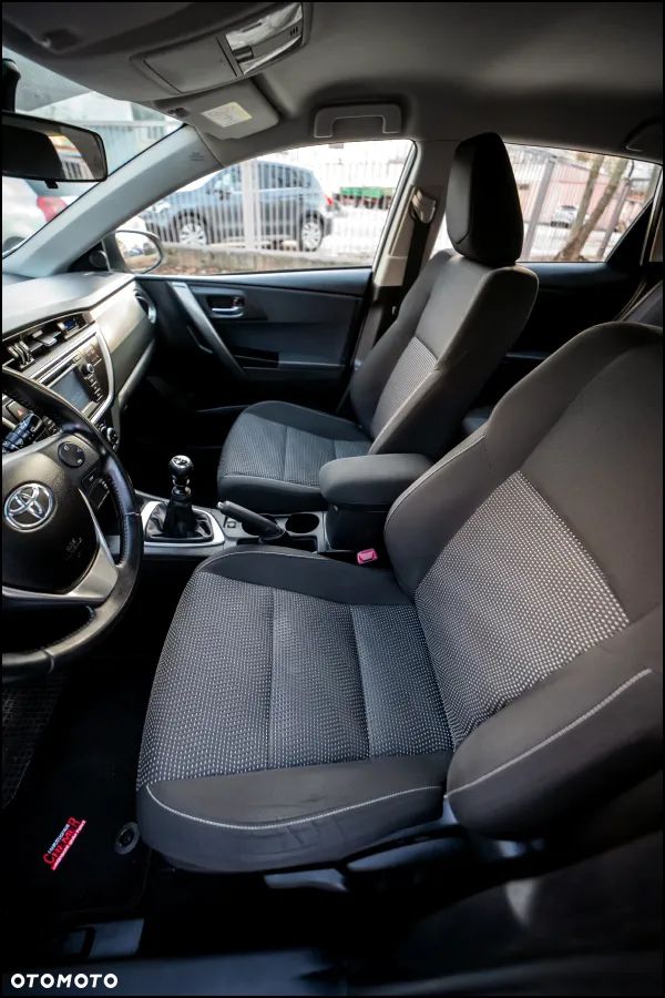 Toyota Auris - 28