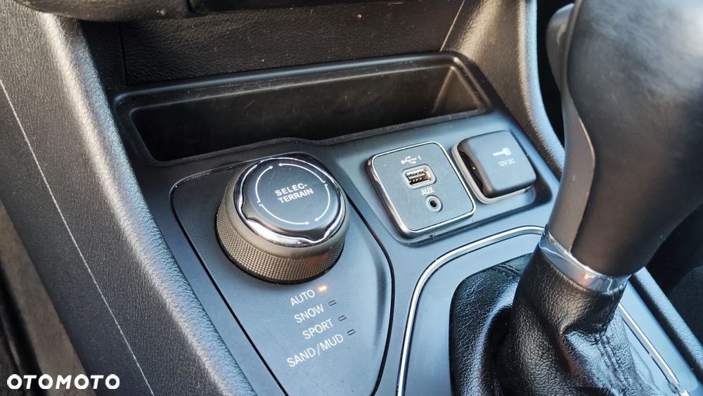 Jeep Cherokee 2.0 T Active Drive I Automatik Limited - 18