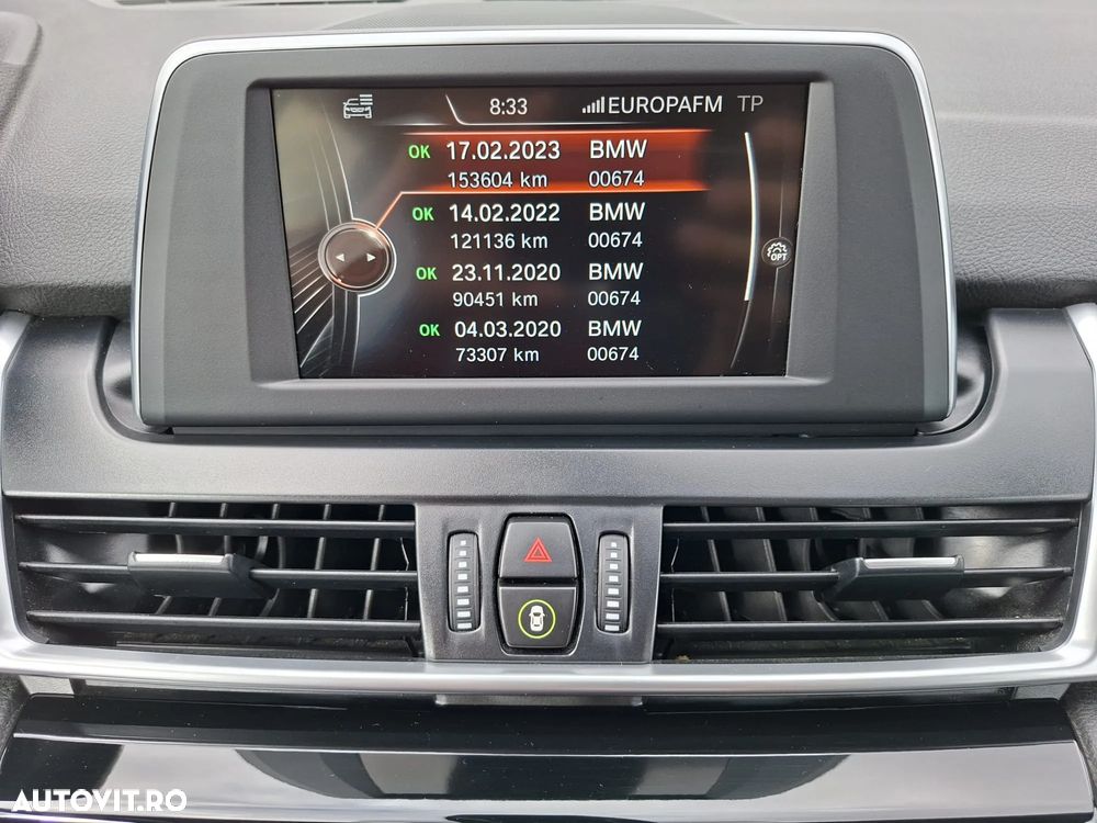 BMW Seria 2 218i Advantage - 23