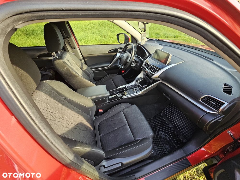 Mitsubishi Eclipse Cross - 7