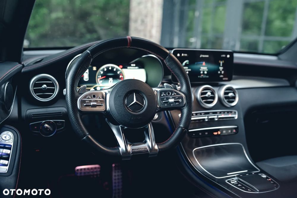 Mercedes-Benz GLC - 29
