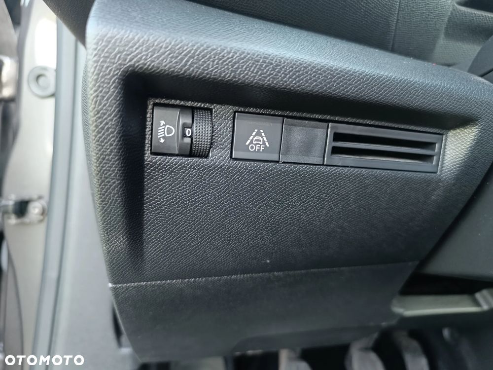 Citroën C4 1.5 BlueHDi C-Series S&S - 8
