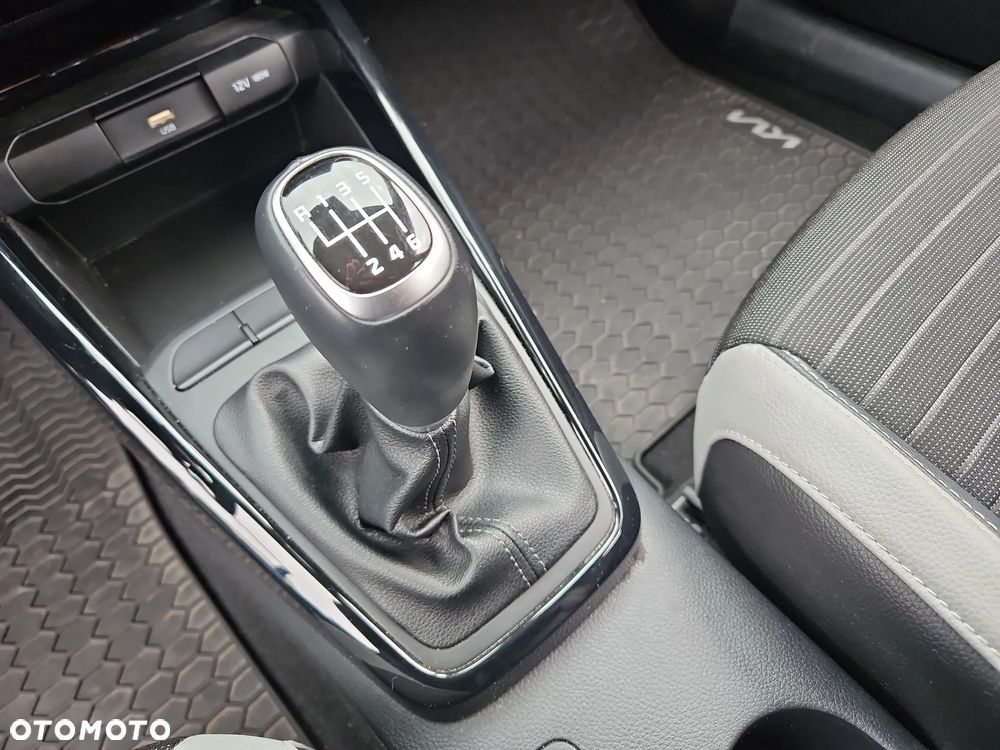 Kia Stonic 1.0 T-GDI L - 15