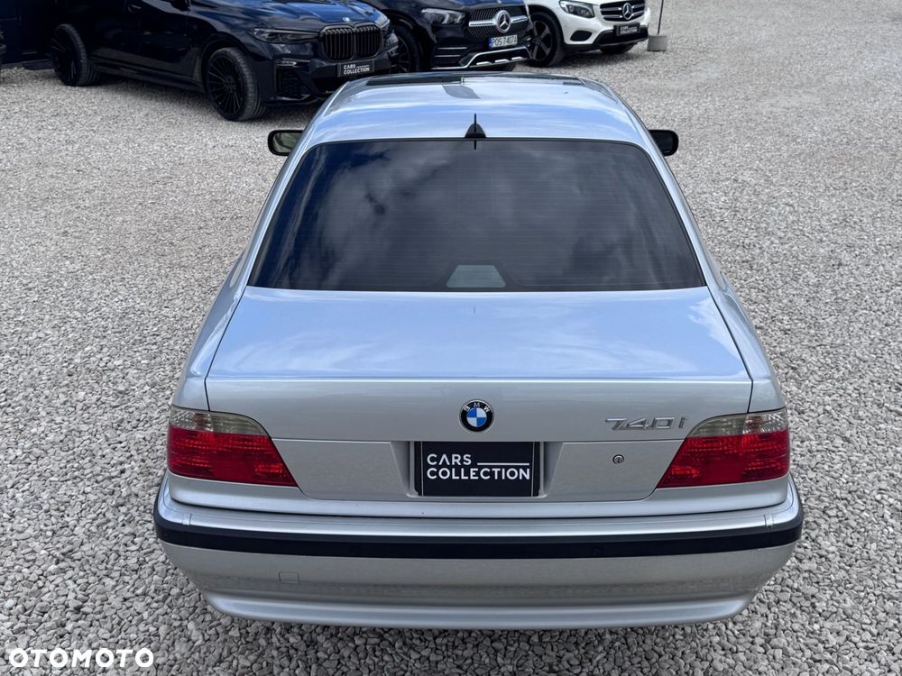 BMW Seria 7 - 6