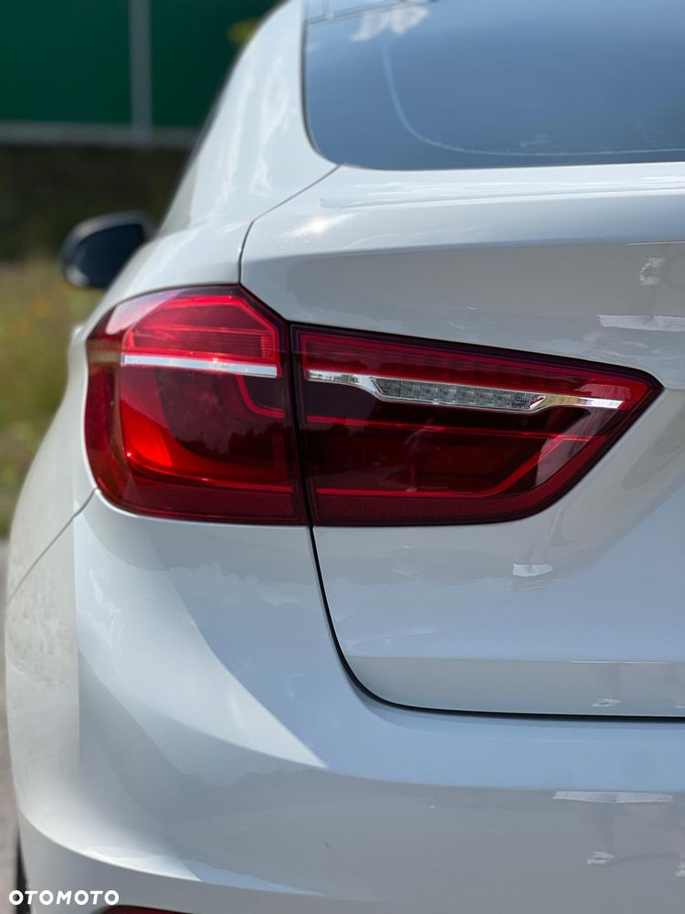 BMW X6 xDrive40d - 14