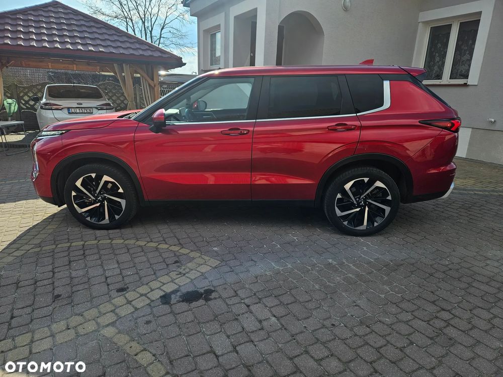 Mitsubishi Outlander - 8