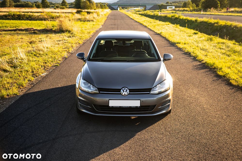 Volkswagen Golf 1.2 TSI BlueMot Comfortline - 4