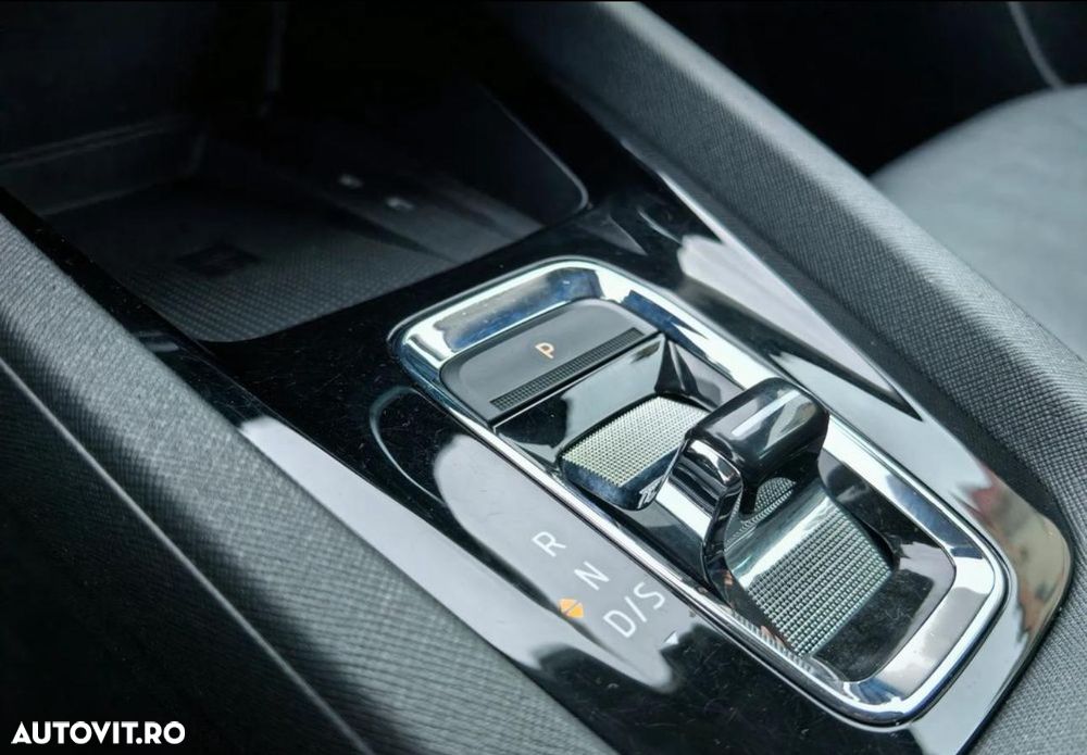 Skoda Octavia 2.0 TDI DSG Premium Edition - 10