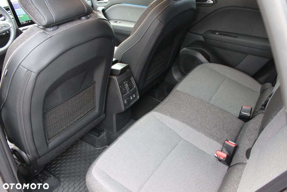 Renault Captur - 17